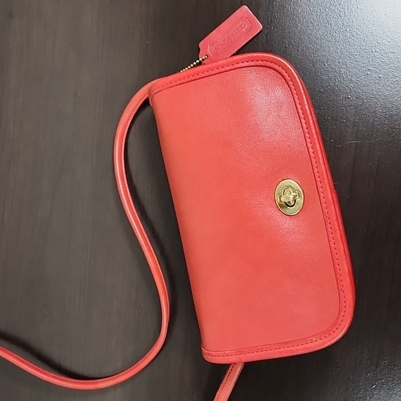 SOLD Vintage Coach Dinky #9375 - Picture 5 of 13